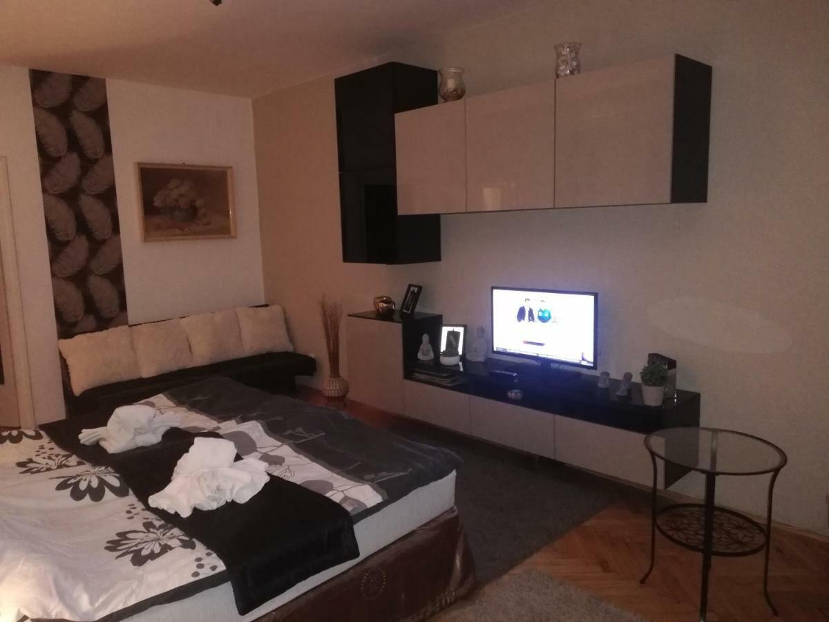 Heni Apartman Kanije Dış mekan fotoğraf